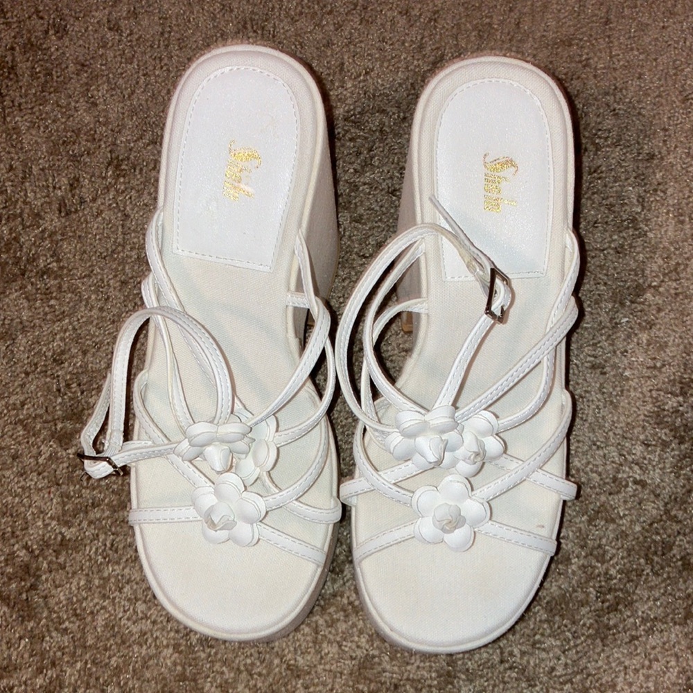 Faux Leather Knot Platform Heels(Final Sell Price)